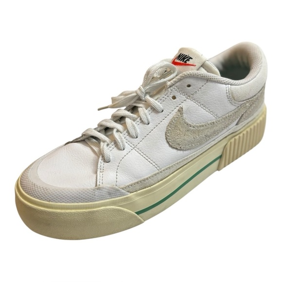 Nike Women’s Court Legacy Lift Sneakers Size 7 White & Green Platform Sneakers - Picture 2 of 16